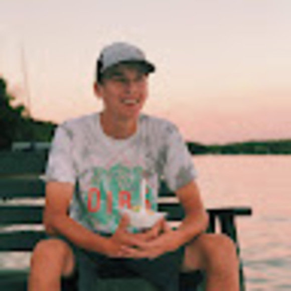 Meet your Posher, Carson - Picture 1 of 1